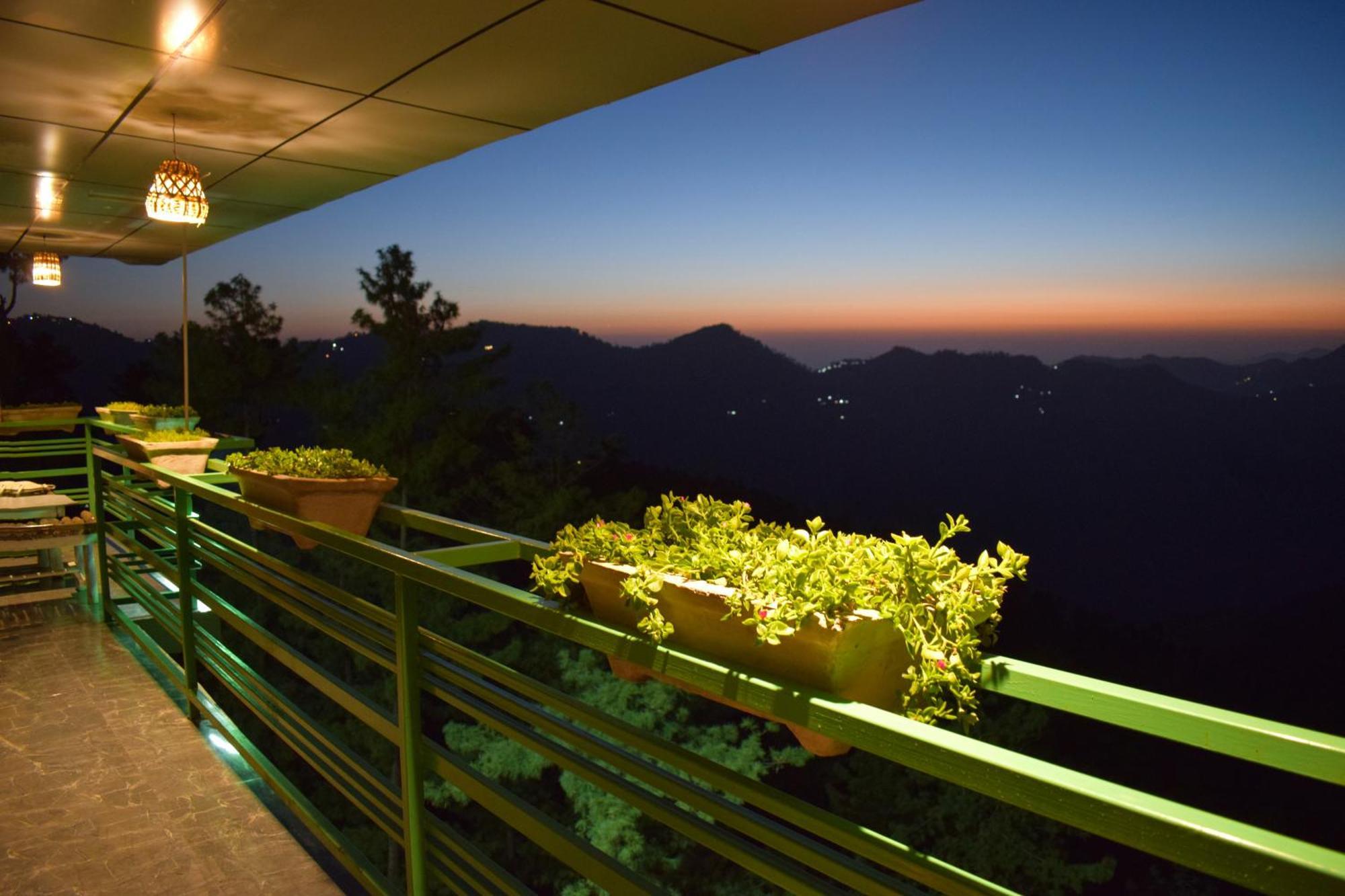 Aachman Nature Valley Resort Mashobra By Naina Staycation- Private Parking - Balcony And Valley View Rooms Shimla Exterior foto